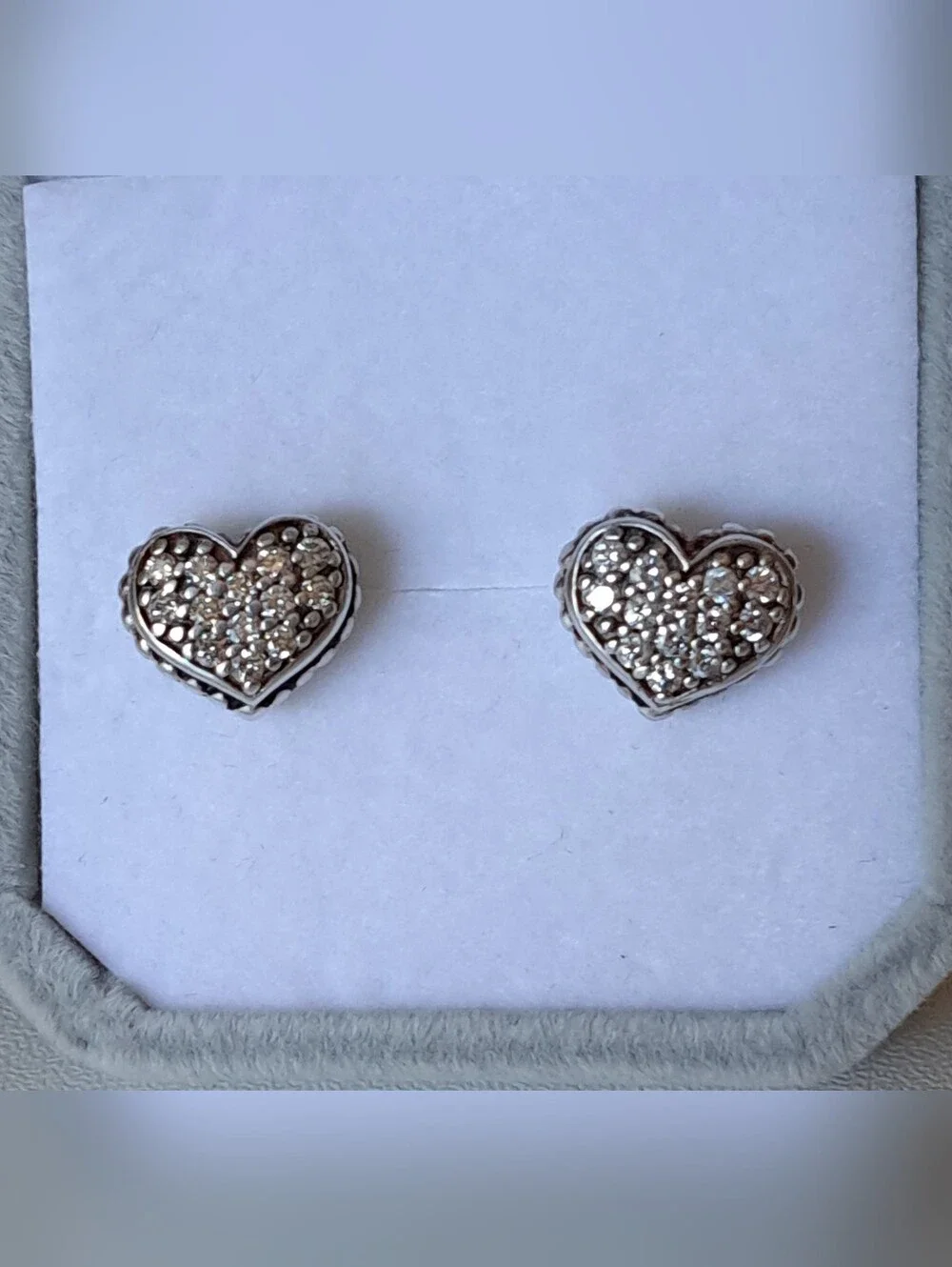 Vintage LAGOS Caviar Sterling Silver Diamond Heart Stud Earrings - Picture 3 of 13